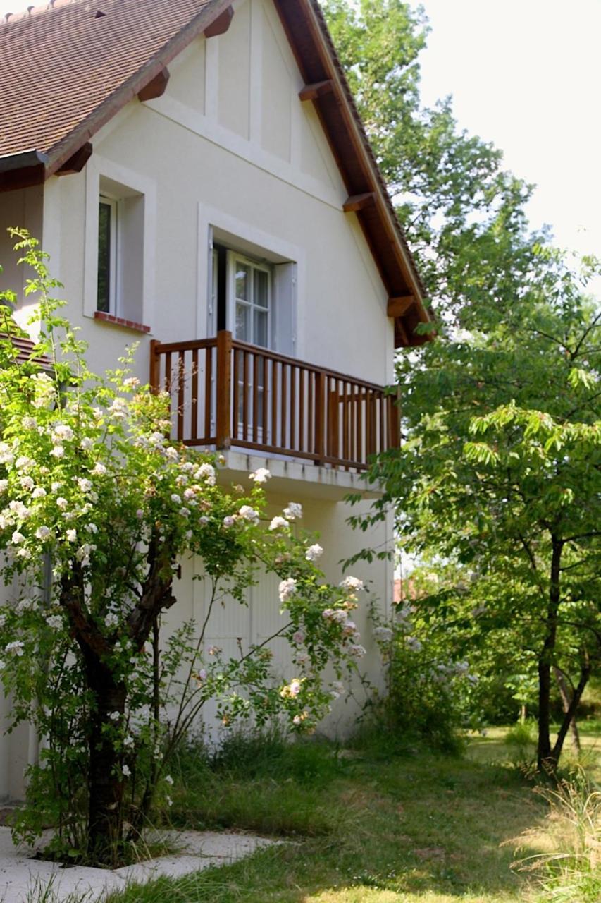 Domaine De Chantemerles Fontainebleau Exterior photo